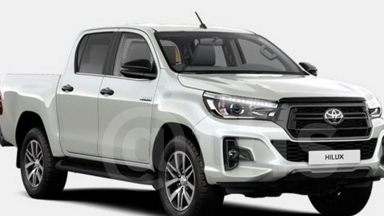 क्लासी लुक के साथ लांच हुई Toyota Hilux, दमदार इंजन से मचाएगी तहलका 1