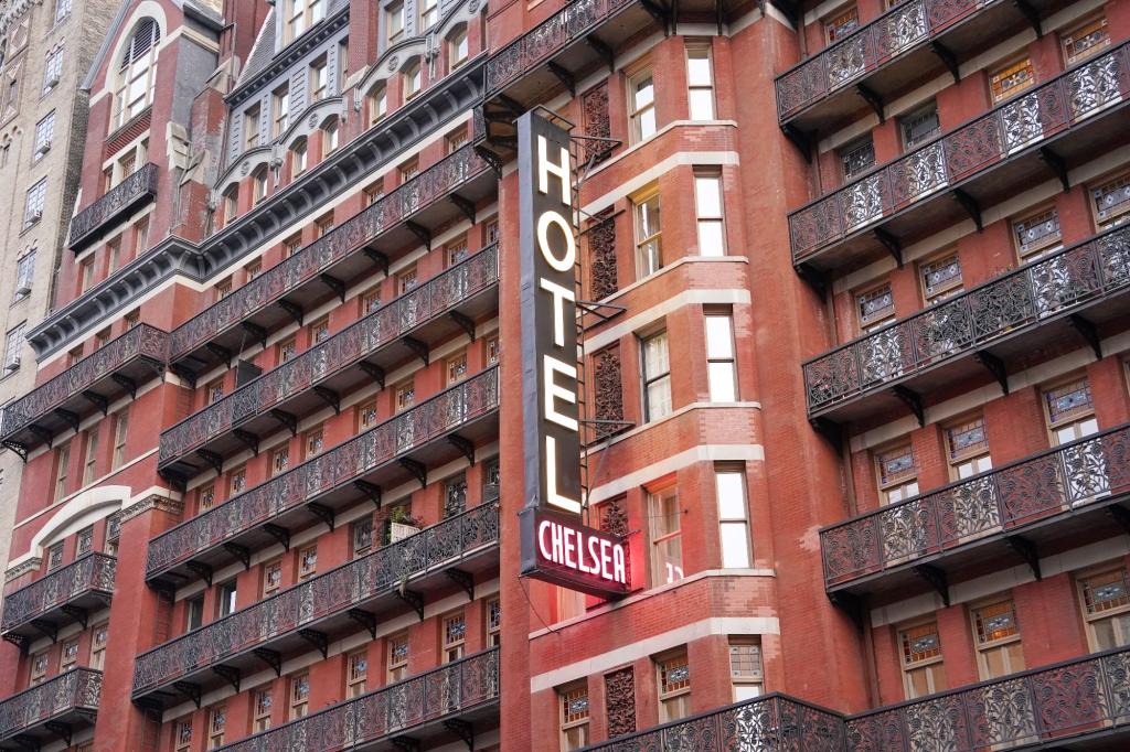 Nuking NYC's hotels & tourism for power and political profit